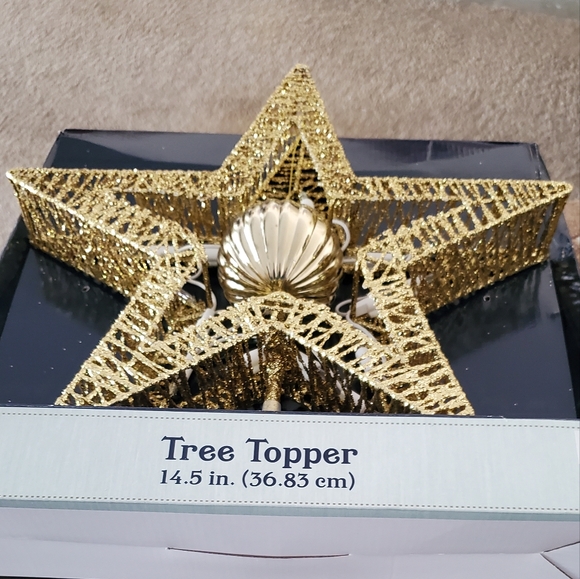 Golden Tree Topper - Picture 2 of 4